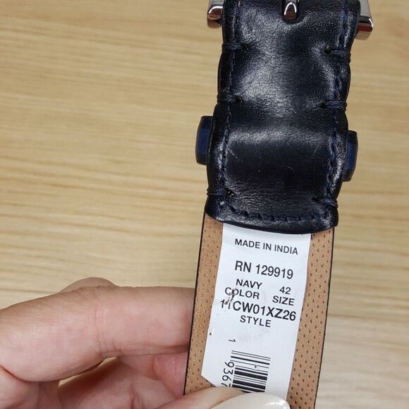COLE HAAN Belt Mens Size 42 Black Blue Leather Colorblock Silver Logo Buckle - Picture 6 of 7